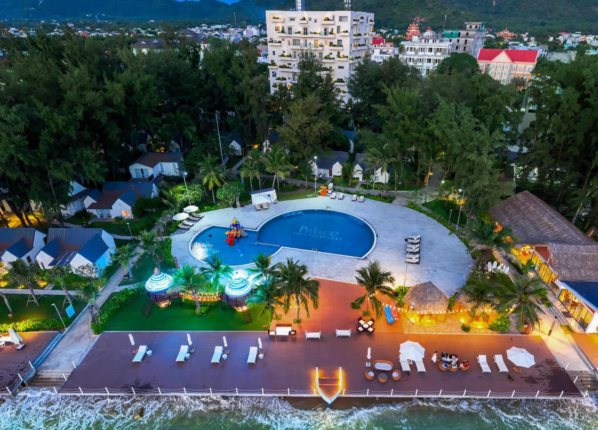 Palace Long Hai Resort Exterior photo